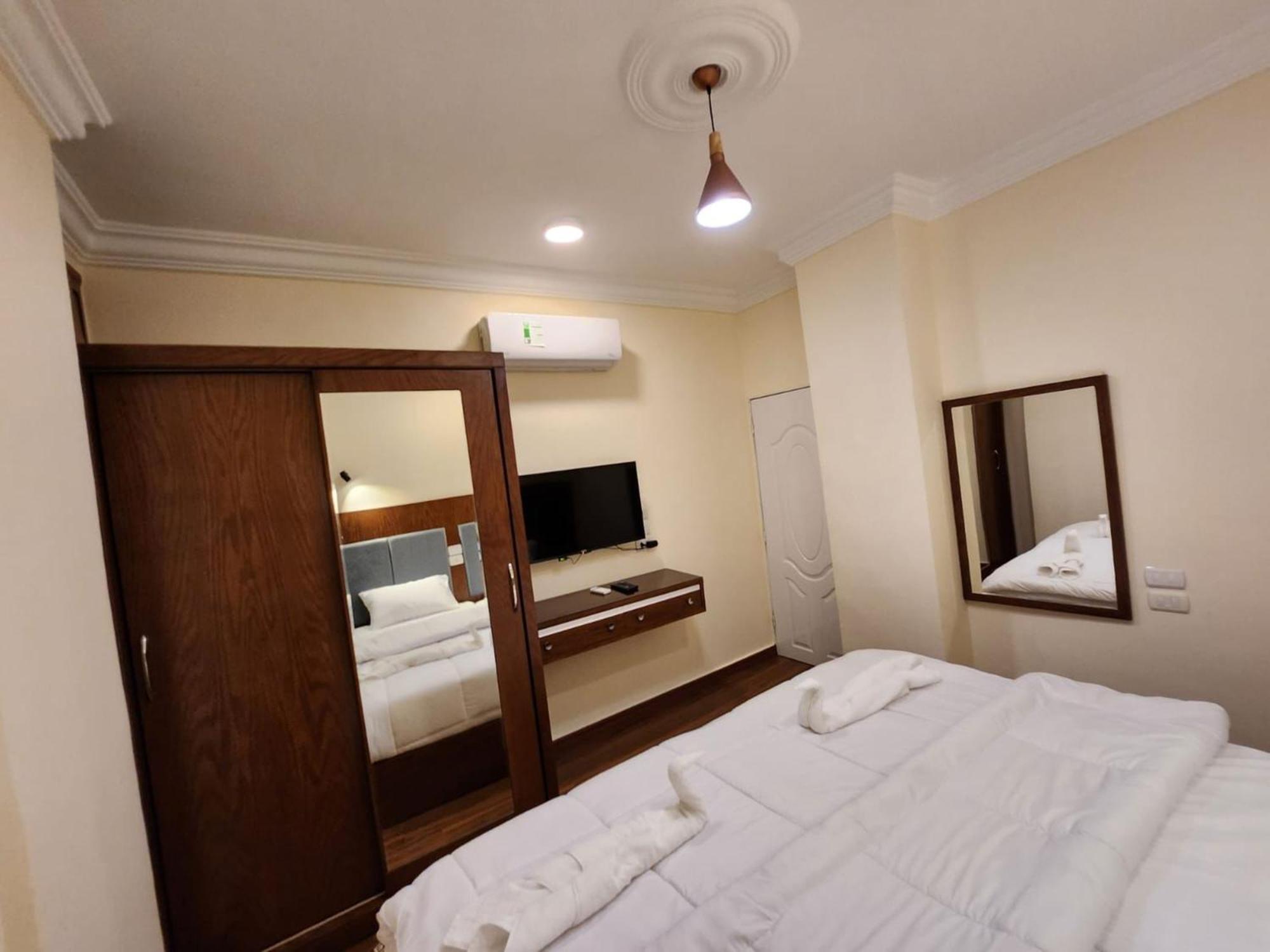 Wa Set Apartment